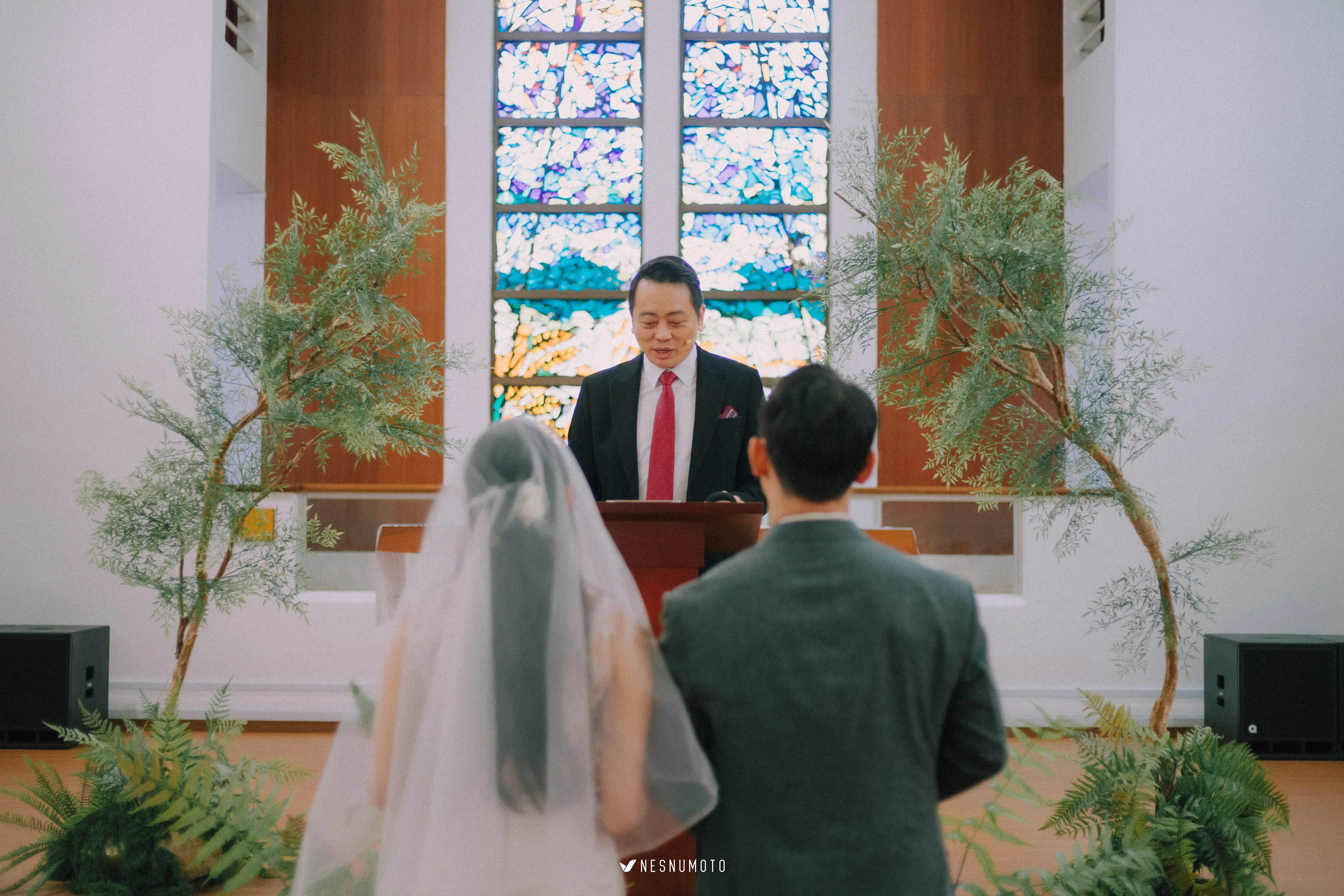 Romantic Wedding Couple in Singapore by Nesnumoto